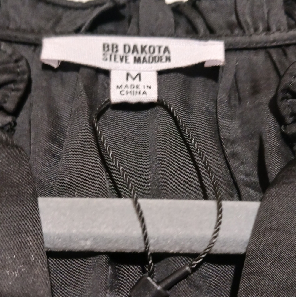 BB Dakota by Steve Madden Praire Dreams Satin Mini Blouson Dress - Picture 7 of 8